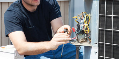 découvrez l'importance de l'assurance décennale pour les électriciens, une protection essentielle qui couvre les dommages pouvant survenir pendant 10 ans après la réalisation de vos travaux. assurez la sécurité de vos clients et valorisez votre entreprise grâce à une couverture adaptée.