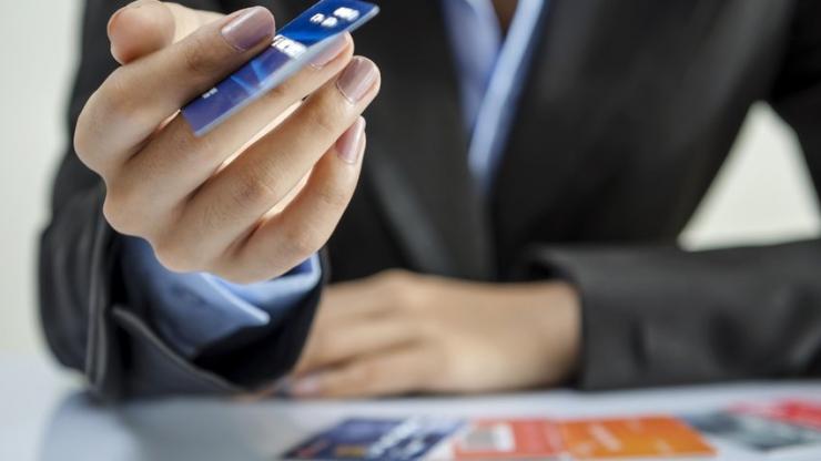 découvrez les solutions de paiement en ligne de la macif, sécurisées et pratiques, pour gérer vos contrats et effectuer vos réglages en toute simplicité. profitez d'une expérience fluide et rapide pour vos transactions en ligne.